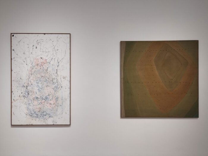 Georg Baselitz. G.B. als Fall (2018) & Lucio Fontana Concetto spaziale, Forma (1957) Photo © & Courtesy Valia Katsimpa