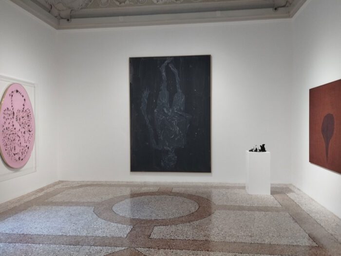 Installation view, Georg Baselitz & Lucio Fontana: L’aurora viene, Thaddaeus Ropac Milan, 2025. Photo © & Courtesy Valia Katsimpa