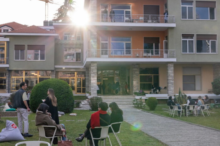 Vila 31 x Art Explora