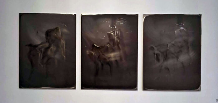 Elli Antoniou, To Vouno, 2024, Stainless steel, 59,5x45 cm, © the artist courtesy of Cob Gallery, Photo: © & Courtesy Valia Katsimpa
