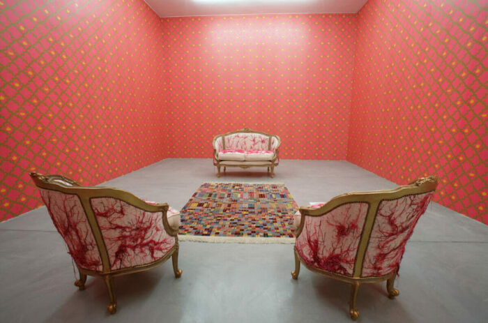Ghada Amer, Salon Courbé, 2007, © & Courtesy the artist